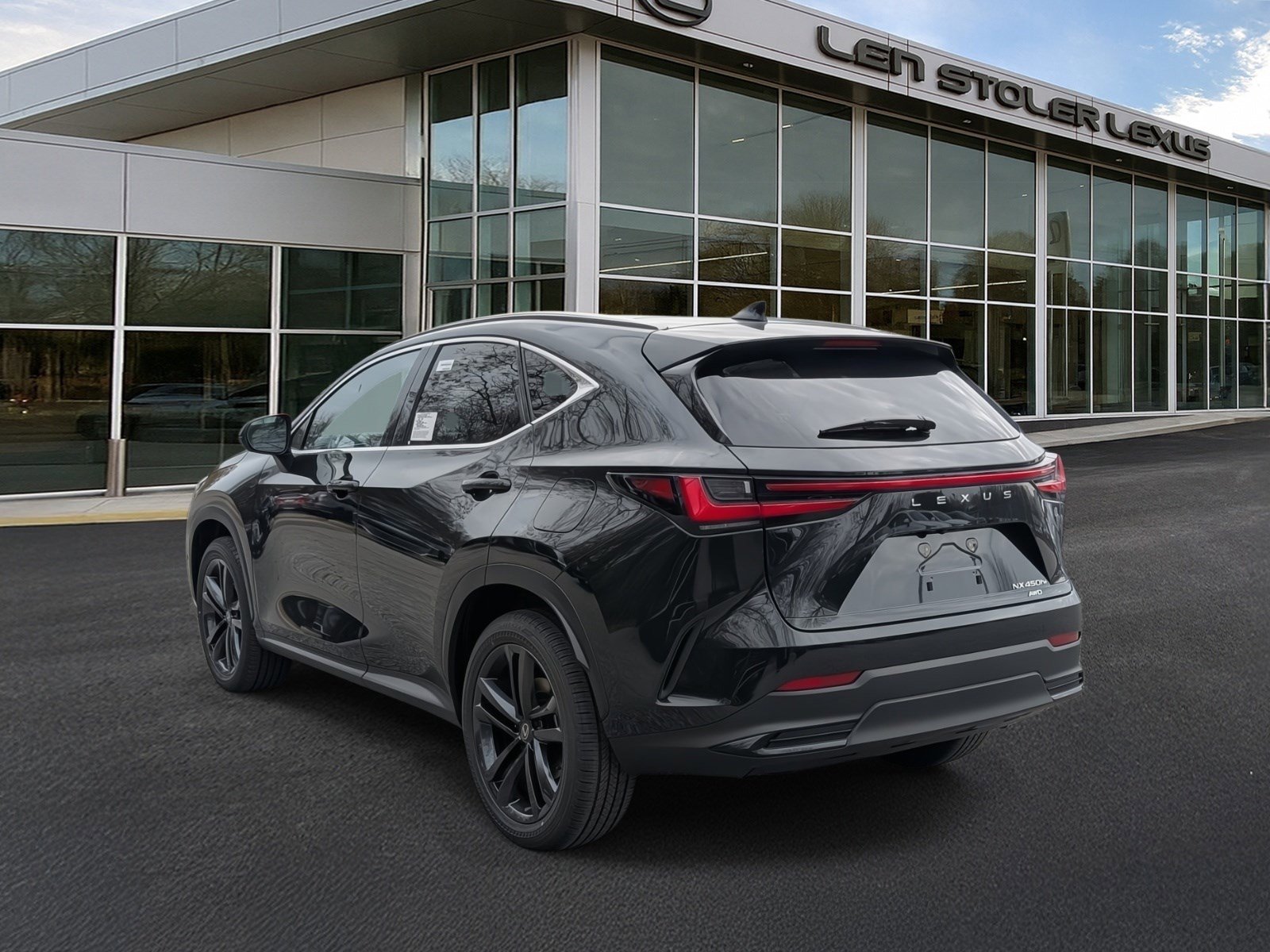 New 2026 Lexus NX 450h+ 450h image 3