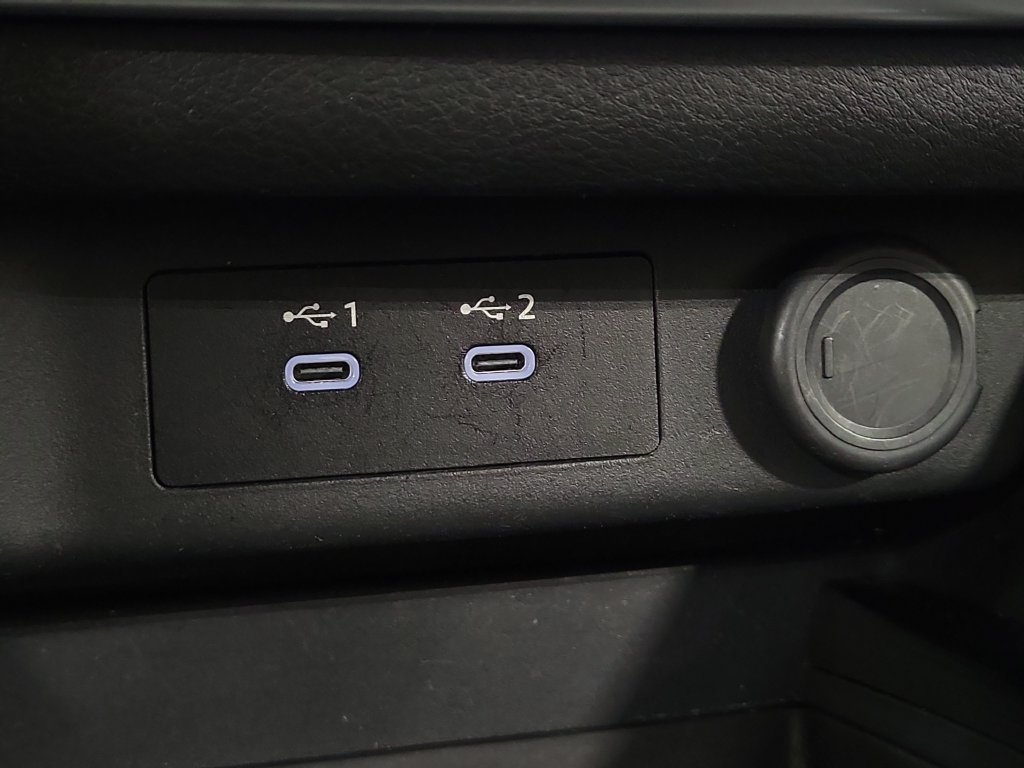 Used 2025 Nissan Rogue SV AWD/4WD image 21