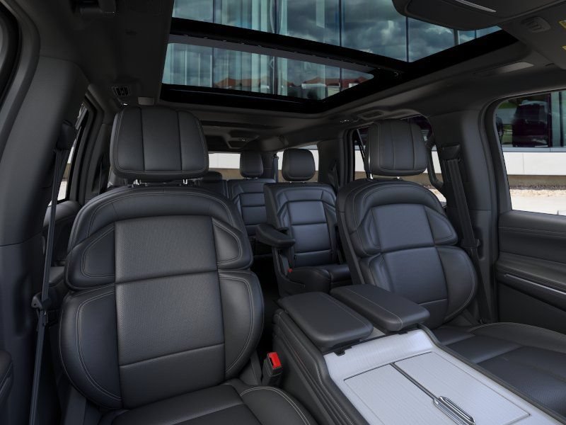 New 2026 Lincoln Navigator L Reserve w/ Jet Appearance Package AWD/4WD image 26