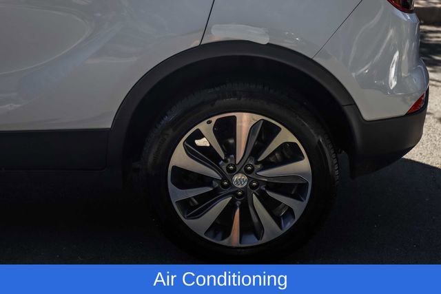 Used 2020 Buick Encore Essence AWD/4WD image 16