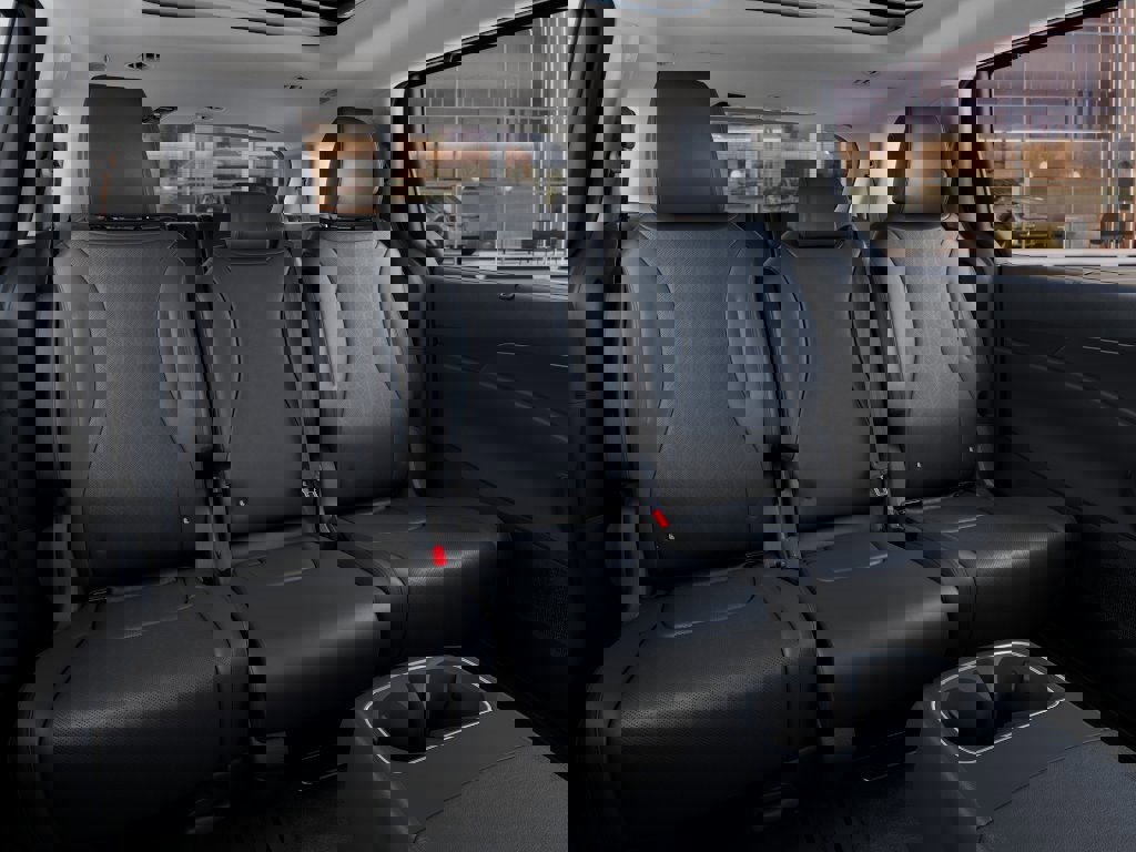 New 2026 Kia Carnival SX w/ SX Dark Edition Package image 16