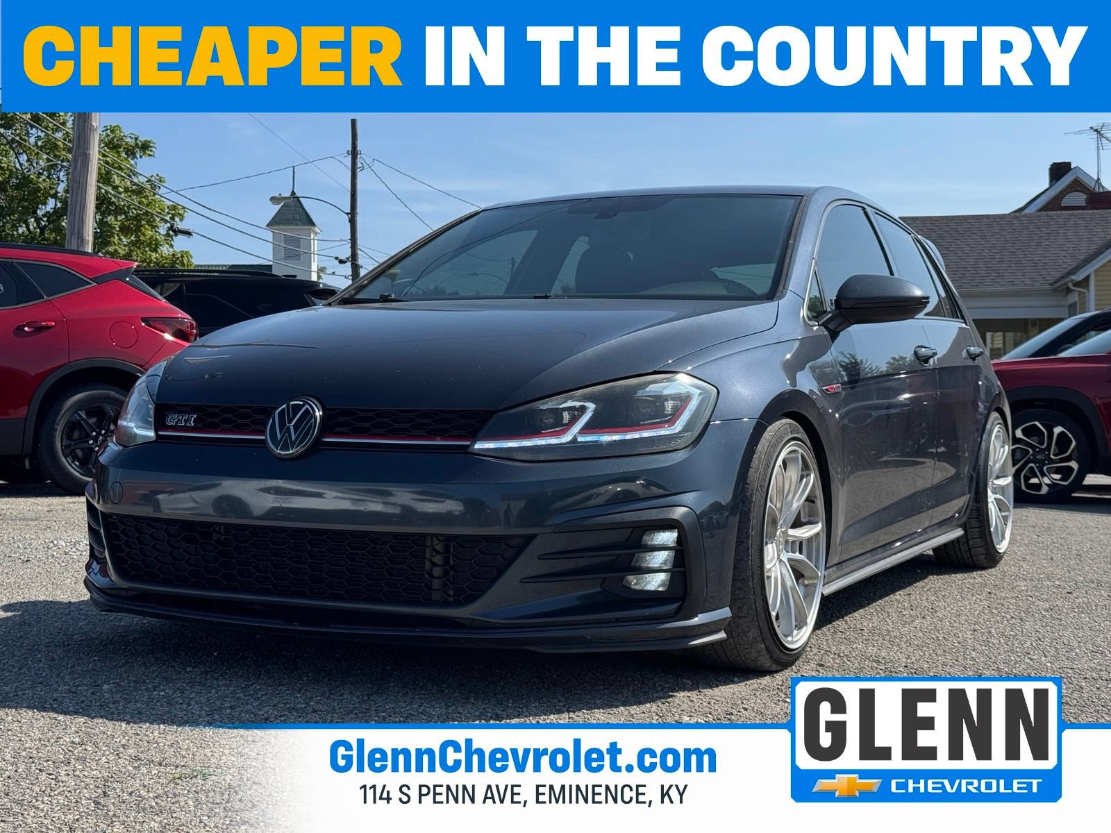 Used 2018 Volkswagen Golf 4-Door FWD image 1