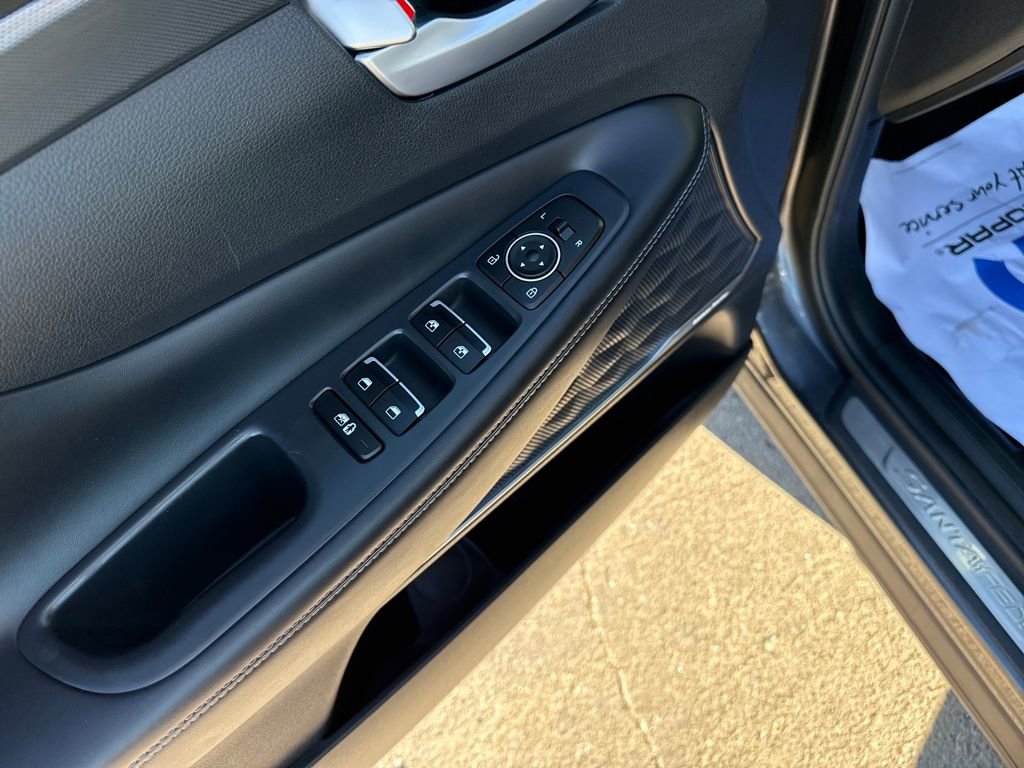 Used 2023 Hyundai Santa Fe SEL Premium image 22