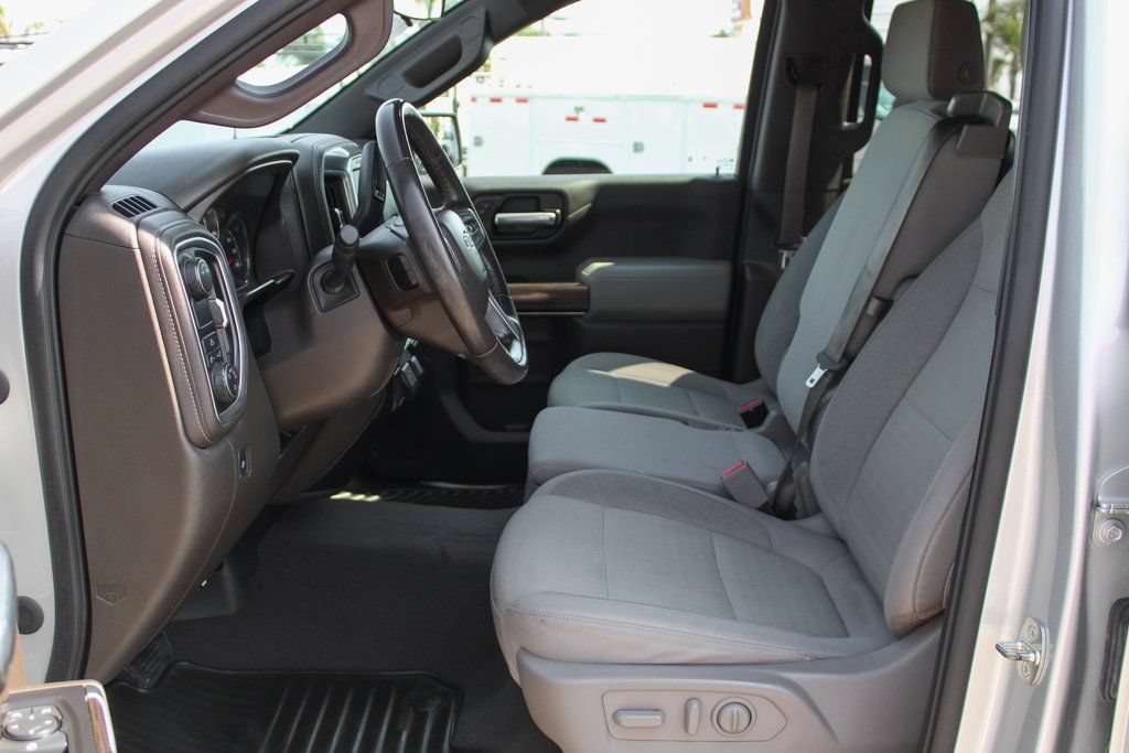 Used 2020 Chevrolet Silverado 1500 LT w/ Convenience Package RWD image 13