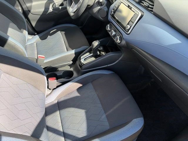 Used 2023 Nissan Versa SV FWD image 34