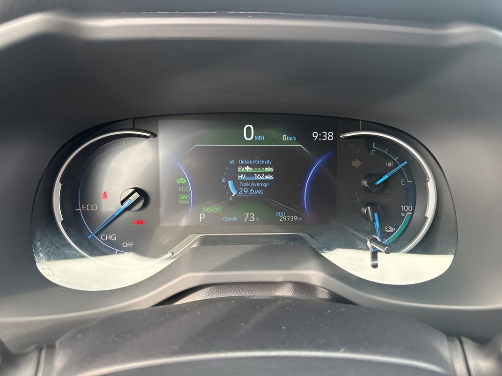 Used 2021 Toyota RAV4 SE image 22