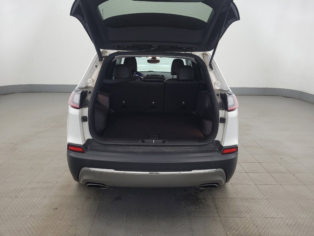 Used 2019 Jeep Cherokee Limited AWD/4WD image 29