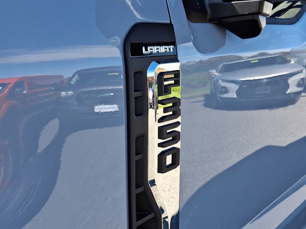 New 2026 Ford F350 Lariat image 21