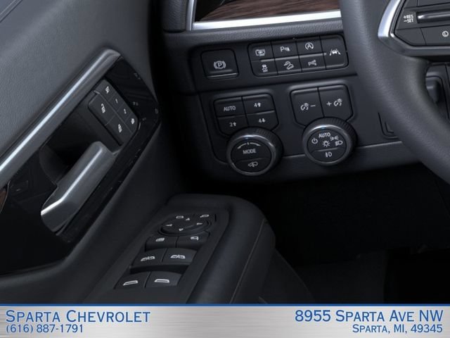 New 2026 Chevrolet Suburban LT w/ Comfort Package AWD/4WD image 22