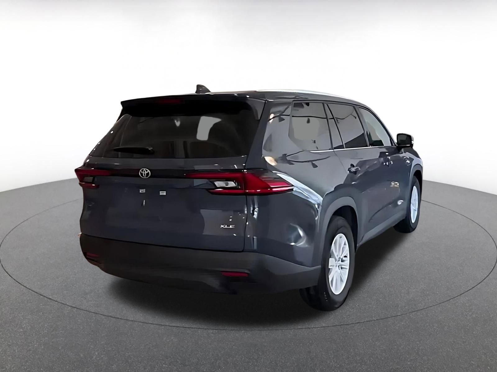 Used 2025 Toyota Grand Highlander FWD image 14