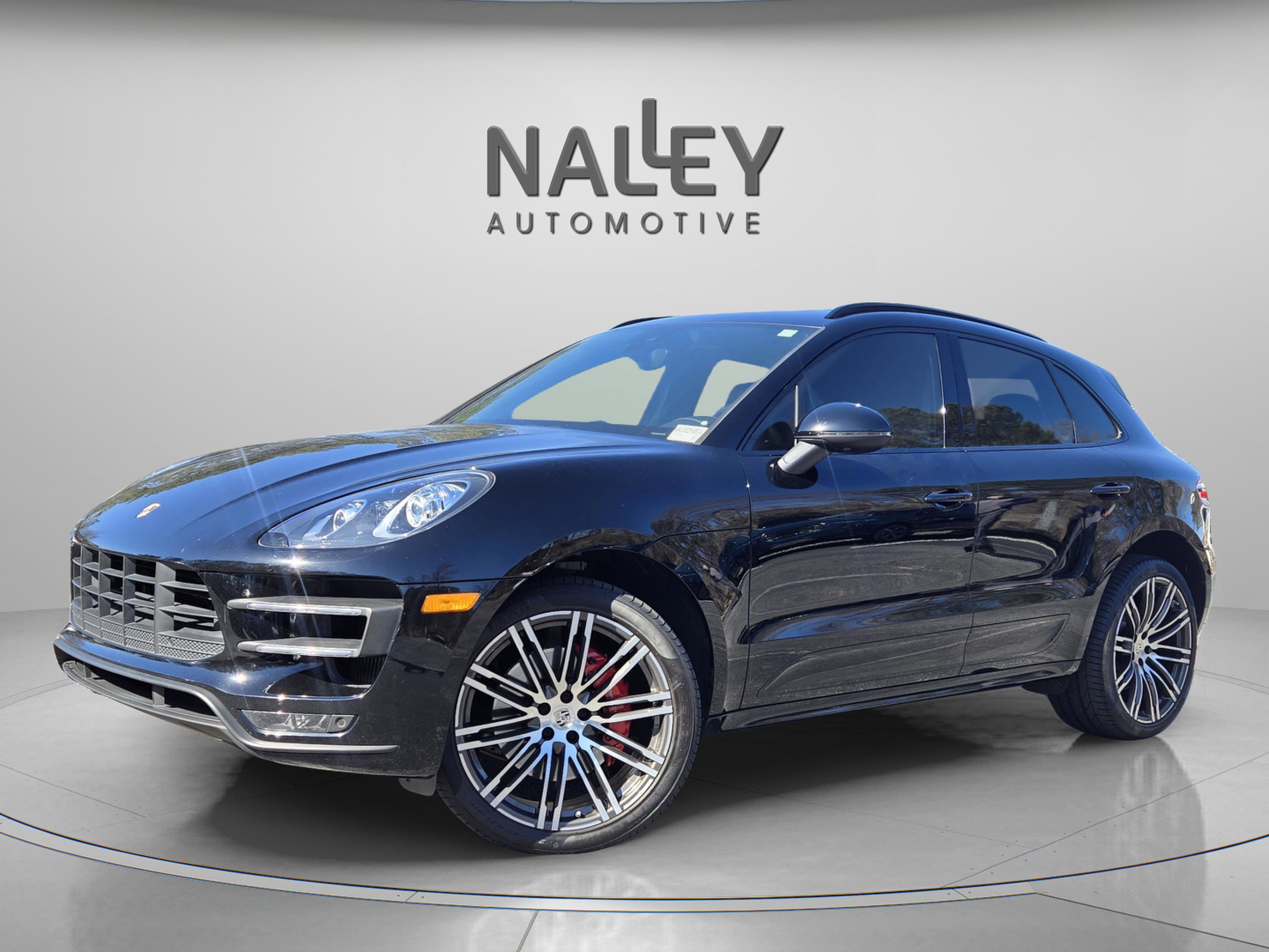 Used 2018 Porsche Macan Turbo image 1