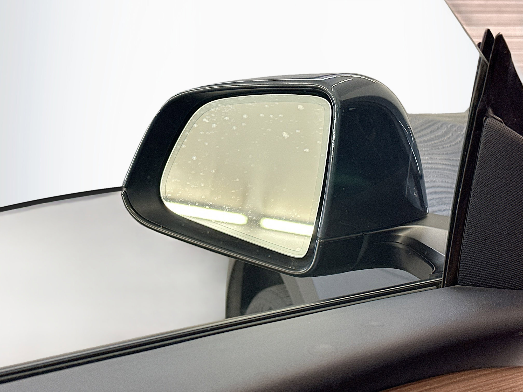 Used 2023 Tesla Model Y Long Range image 16