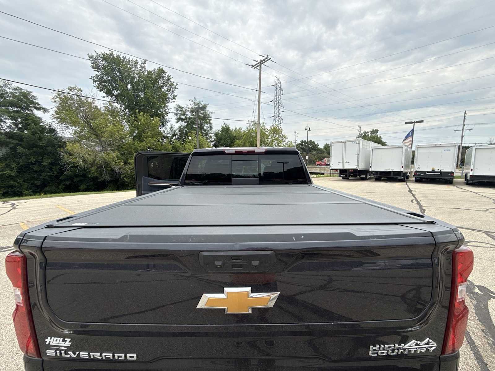 Certified 2024 Chevrolet Silverado 1500 High Country AWD/4WD image 26