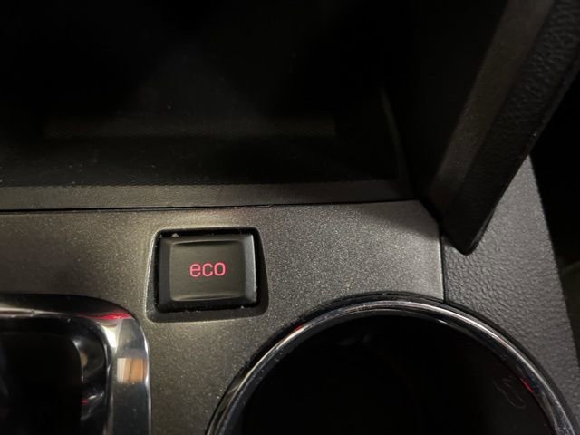 Used 2017 GMC Terrain SLE image 29