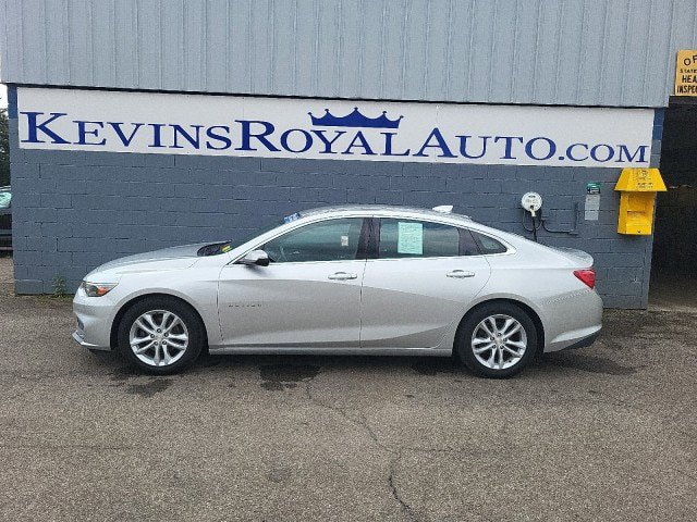 Used 2017 Chevrolet Malibu LT w/ Leather Package