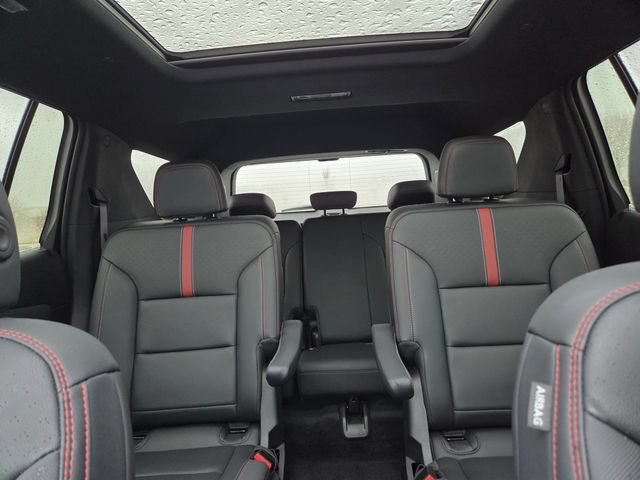 Used 2024 Chevrolet Traverse RS w/ LPO, Floor Liner Package AWD/4WD image 37