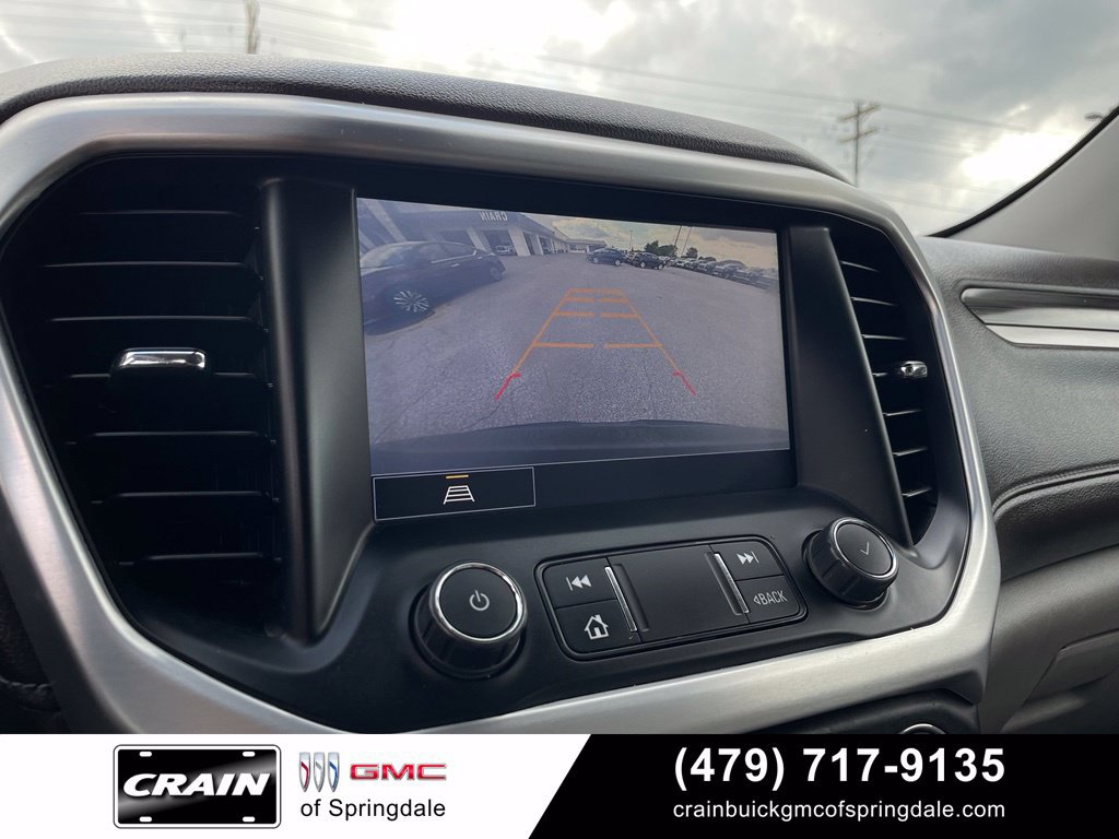 Used 2023 GMC Acadia SLT FWD image 18
