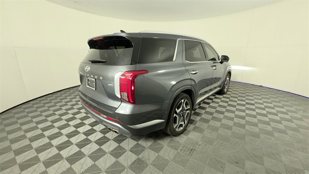 Used 2023 Hyundai Palisade Limited image 5