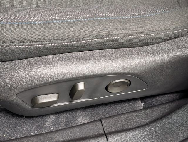 New 2026 Chevrolet Equinox EV LT image 10