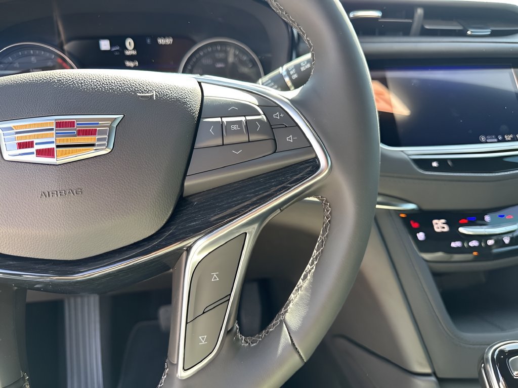 New 2026 Cadillac XT5 Premium Luxury w/ Driver Assist Package FWD image 31