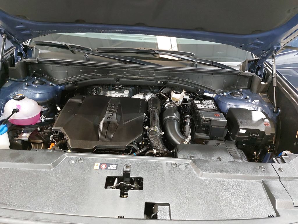 Used 2025 Hyundai Santa Fe SEL AWD/4WD image 32