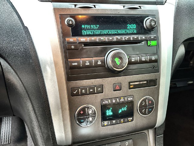 Used 2009 Chevrolet Traverse LT w/ California Edition Package FWD image 24