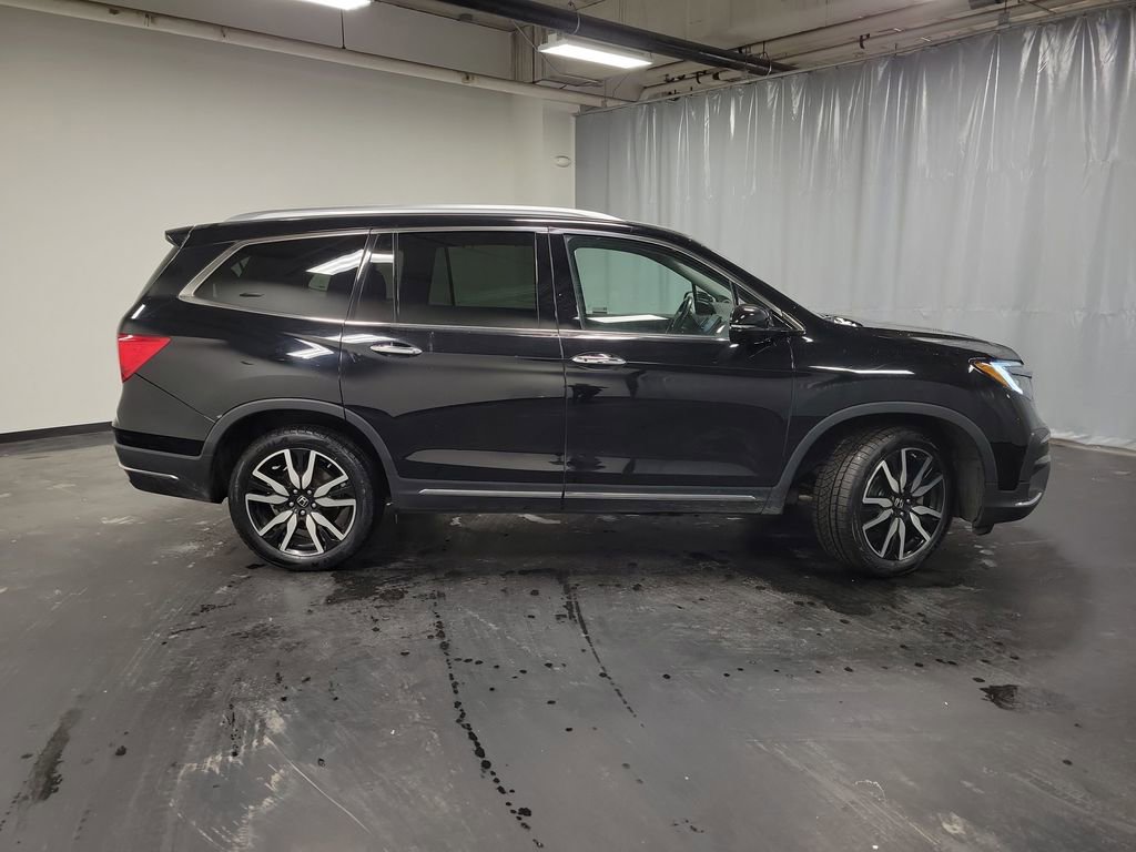 Used 2021 Honda Pilot Touring image 9