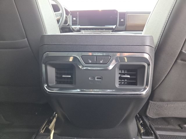 New 2026 Chevrolet Silverado 1500 High Country AWD/4WD image 25