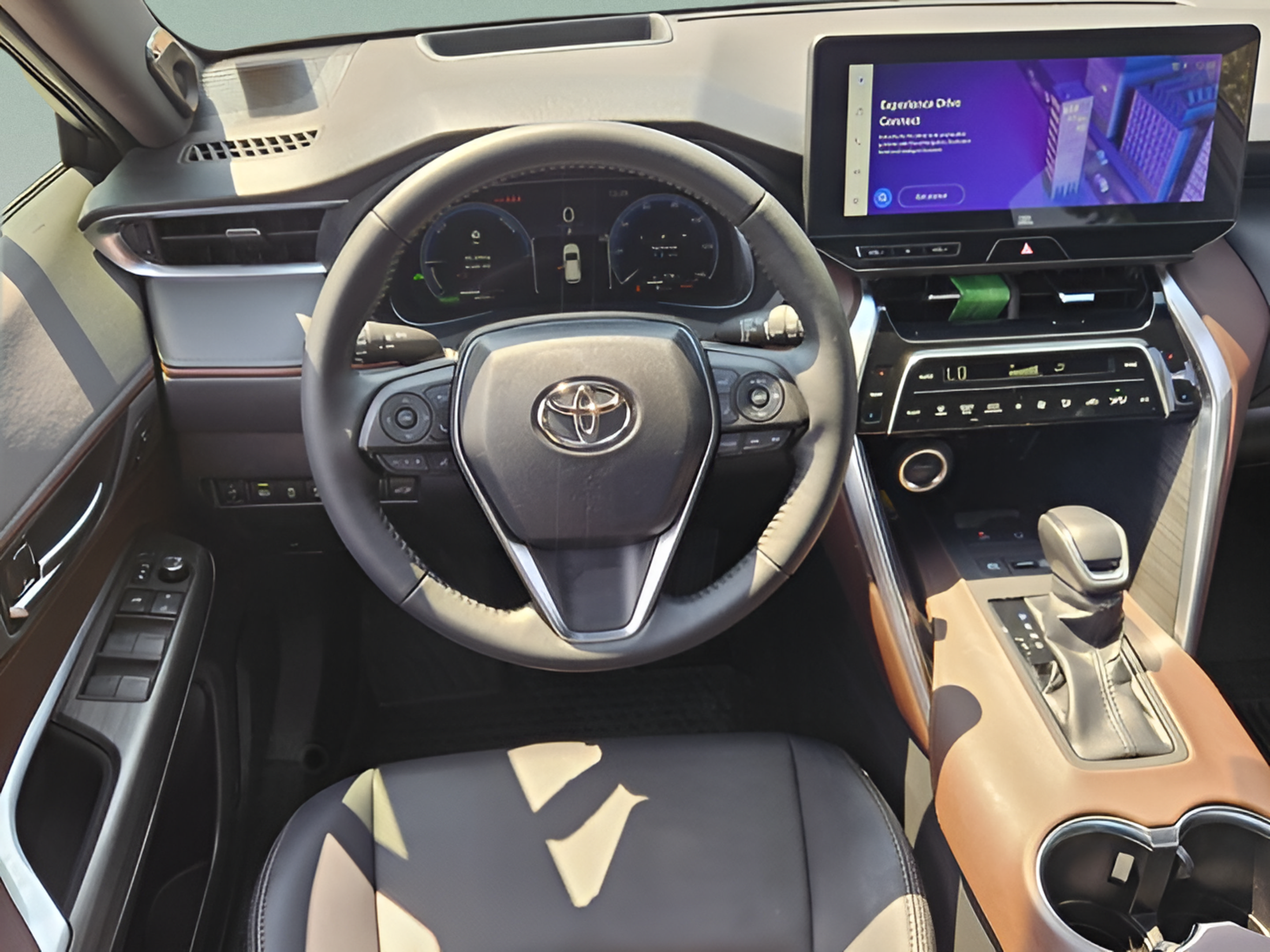 Used 2024 Toyota Venza Limited AWD/4WD image 12