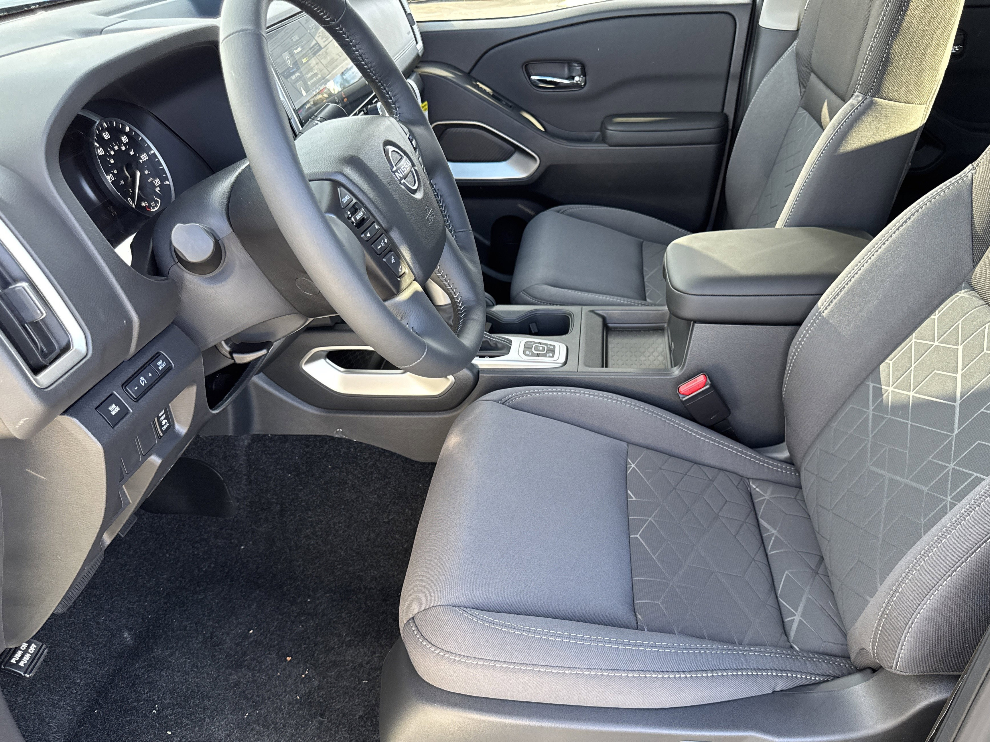 New 2026 Nissan Frontier SV w/ SV Convenience Package AWD/4WD image 10