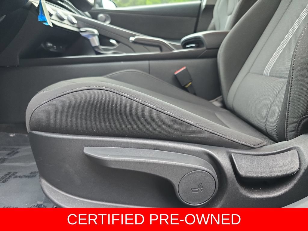 Certified 2026 Hyundai Elantra SE FWD image 29
