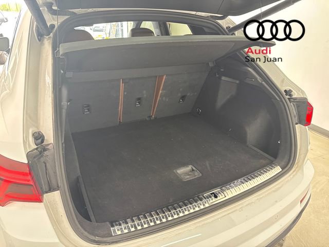Used 2020 Audi Q3 2.0T Prestige w/ Prestige Package image 12
