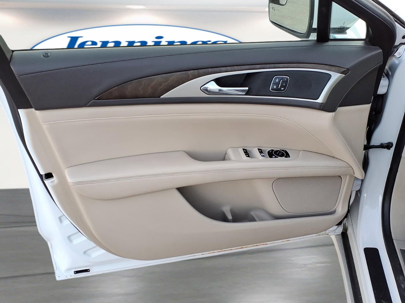 Used 2018 Lincoln MKZ Select w/ Magnetic Appearance Package image 16