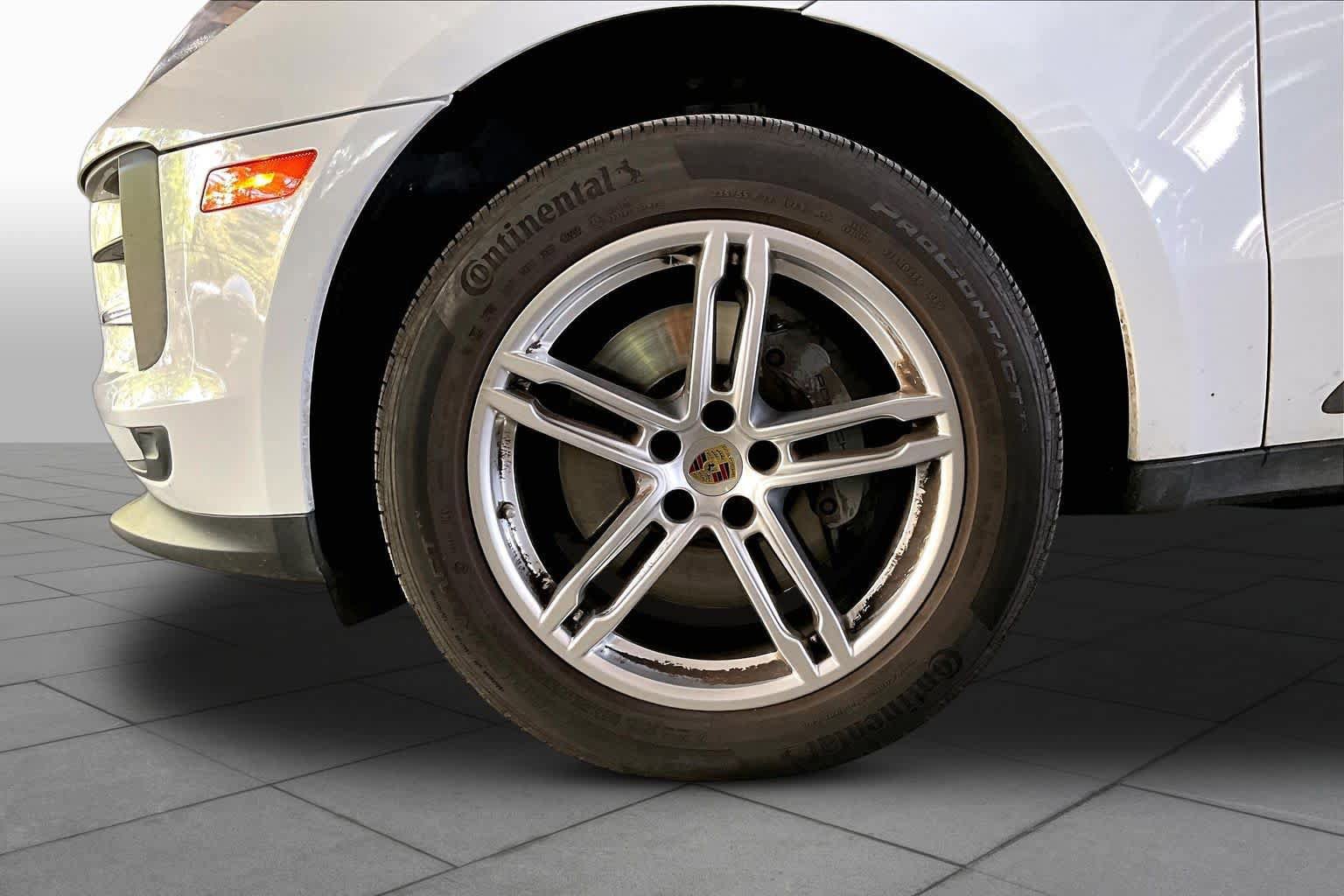 Used 2021 Porsche Macan S AWD/4WD image 10