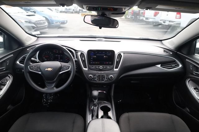 Used 2024 Chevrolet Malibu LT FWD image 6