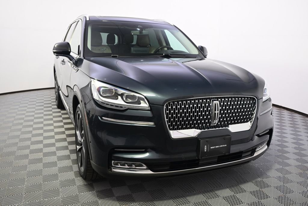 Used 2021 Lincoln Aviator Reserve w/ Equipment Group 202A image 9
