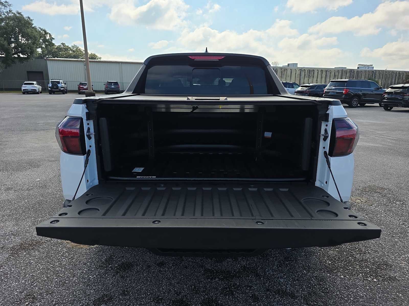 Used 2025 Hyundai Santa Cruz SEL image 33