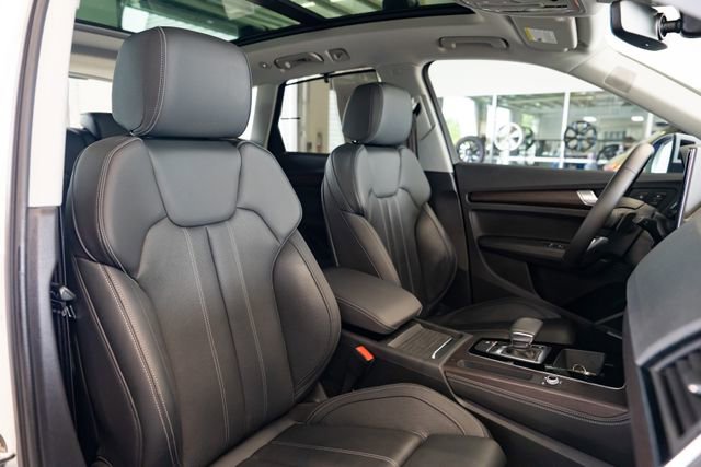 Used 2021 Audi Q5 Prestige w/ Prestige Package AWD/4WD image 32