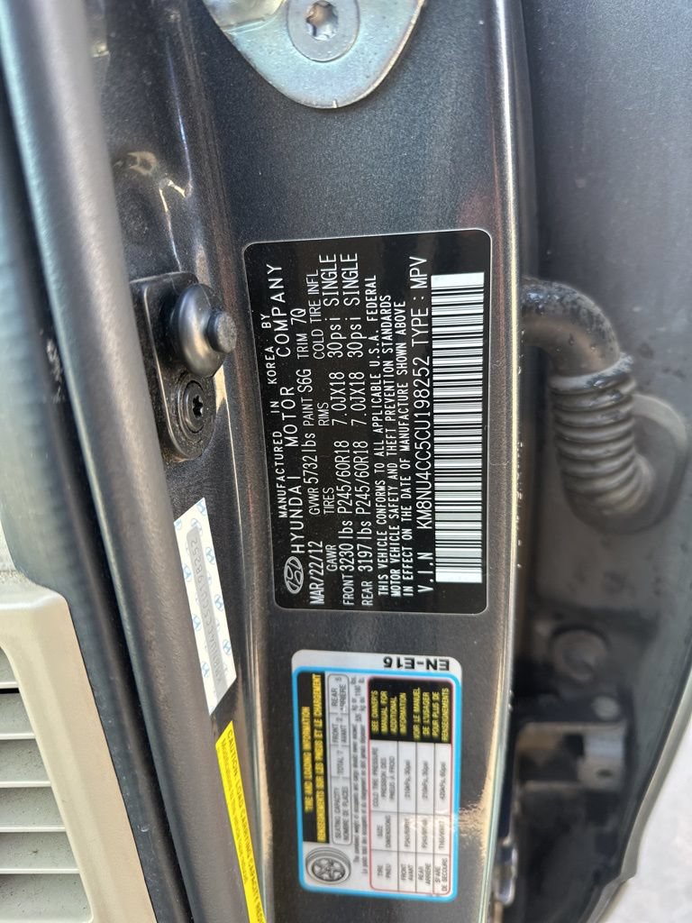 Used 2012 Hyundai Veracruz Limited w/ Navigation Pkg FWD image 9