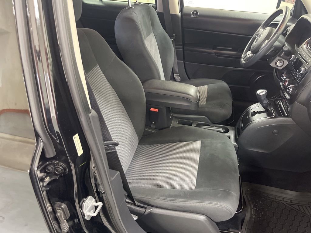 Used 2015 Jeep Patriot Latitude image 17