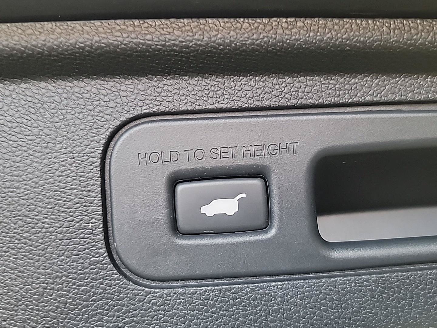 Certified 2024 Honda Odyssey Touring image 8