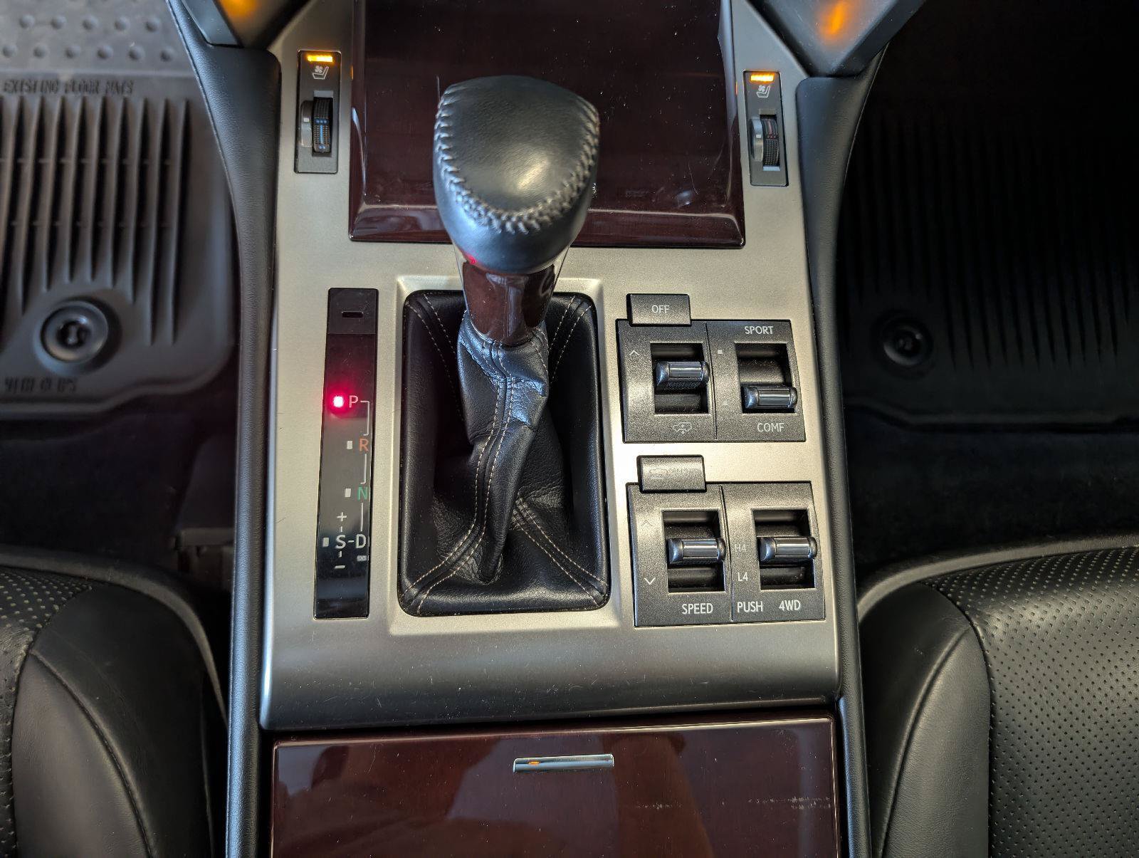 Used 2019 Lexus GX 460 Luxury AWD/4WD image 3