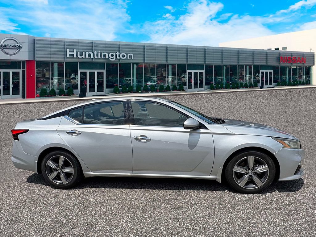 Certified 2022 Nissan Altima 2.5 SL FWD image 8