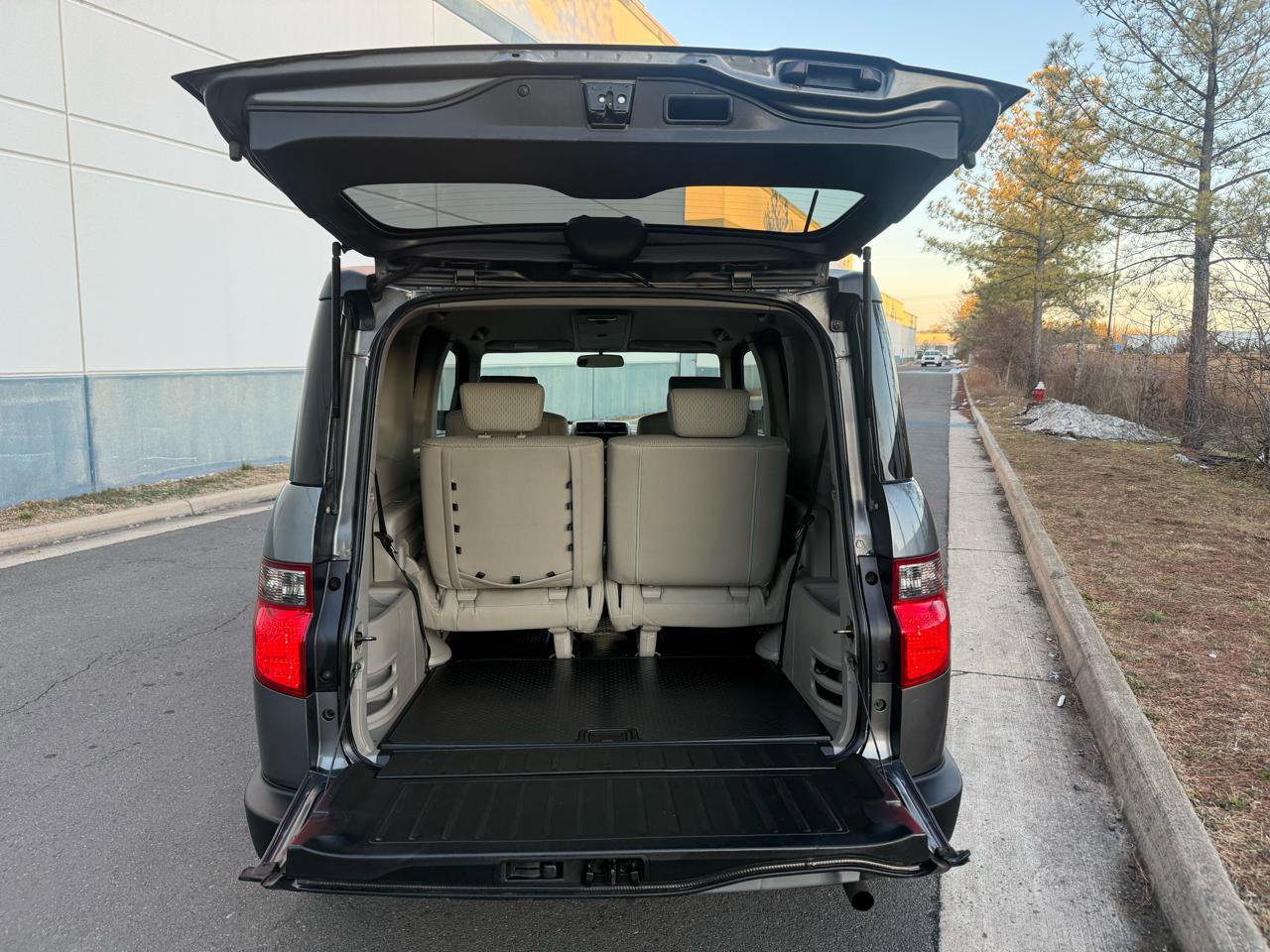 Used 2011 Honda Element EX image 18