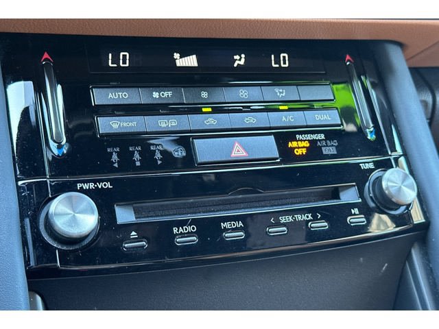 Used 2023 Lexus IS 300 w/ Comfort Package RWD image 19