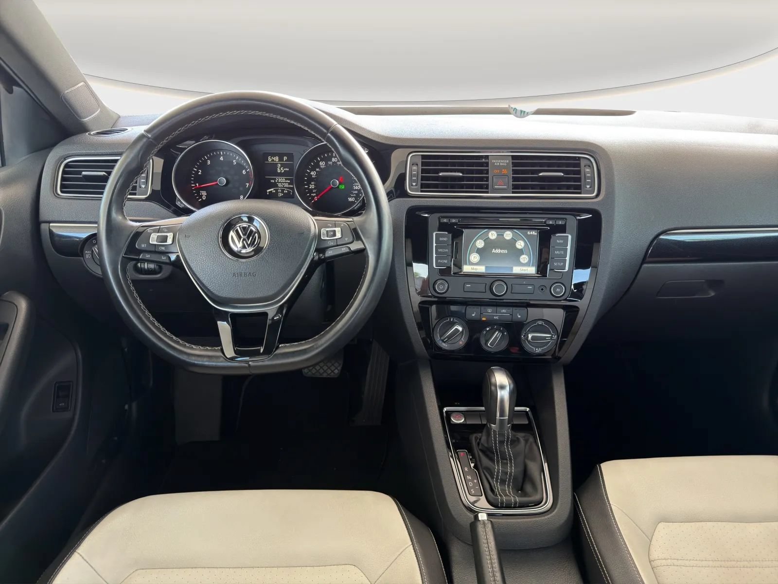 Used 2015 Volkswagen Jetta Sport FWD image 14