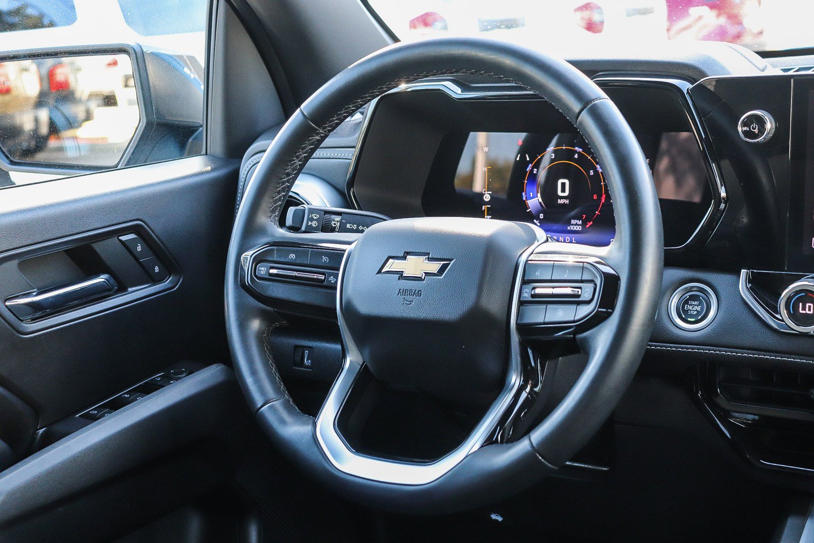 Used 2023 Chevrolet Colorado LT w/ LT Convenience Package II image 11