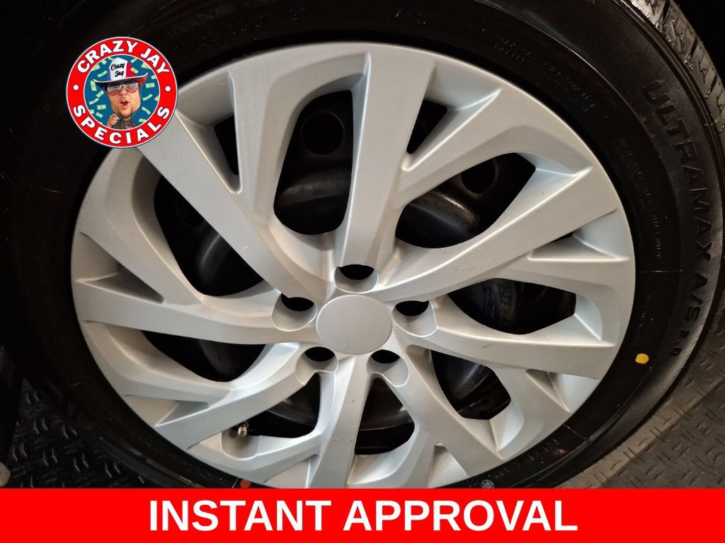 Used 2018 Toyota Corolla LE FWD image 4