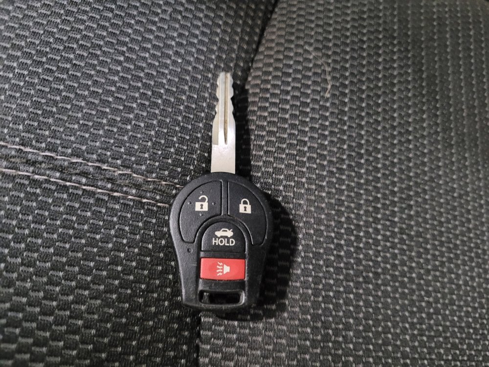 Used 2017 Nissan Sentra S image 32