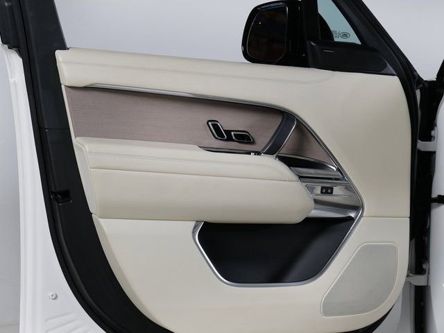 Used 2023 Land Rover Range Rover SE AWD/4WD image 26